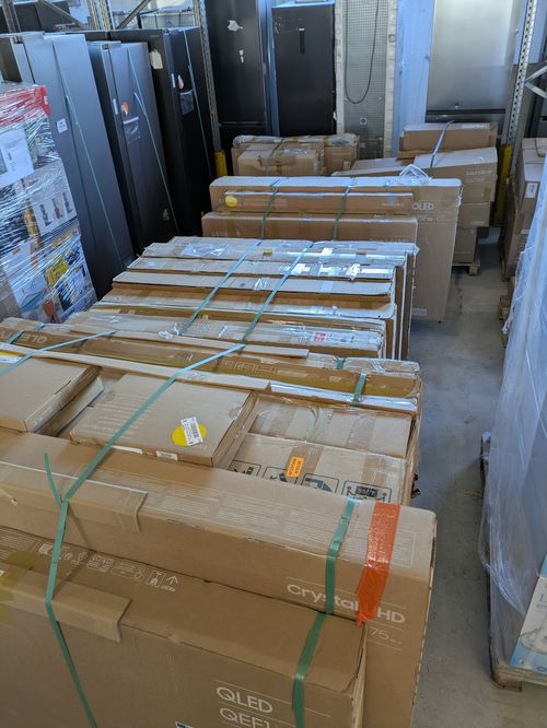 Samsung Multimedia Total posts | 113 pieces | QLED TVs | Monitors | Soundbars & projectors | Retouring goods | Warehouse DE