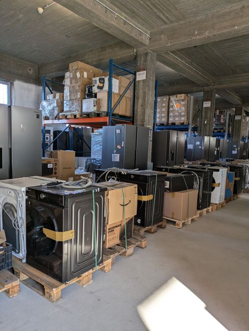 V6 – Samsung Weiße Ware Gesamtposten | Waschmaschinen | Mikrowelle | Staubsauger | 68 Stück | EU-Ware