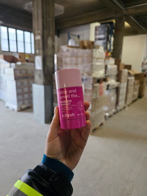 Drogerie und Kosmetik Posten| Deodorant | Made in USA | More than 50000 pieces | Brand New and original packed