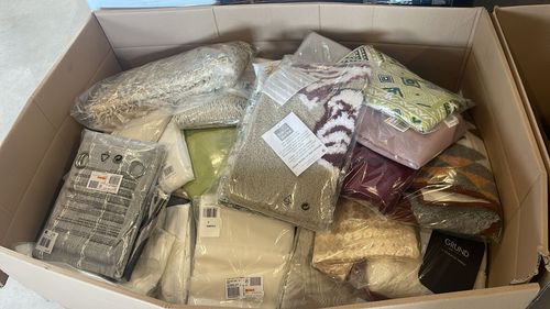 Mix karton Home Textiles and accessories