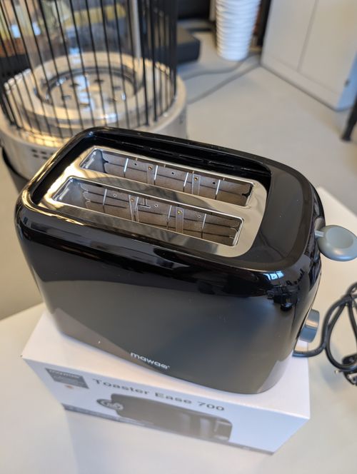 MAWAA Toaster MTO-32512-BK 700 Watt