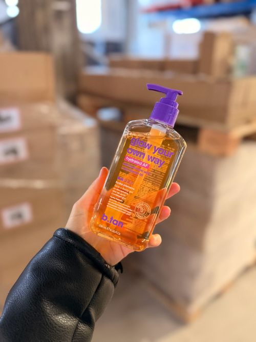 b.tan Glow Your Own Way Hydrated AF | 50.000 pieces | New | Palettenware | Warehouse DE