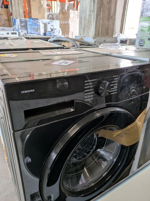V22 – Samsung White goods Total items | Microwave | Refrigerators | Washing machine | 74 pieces | EU goods