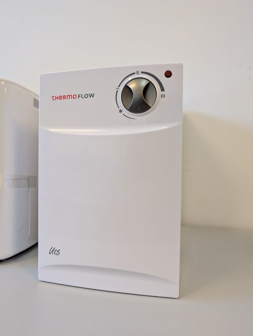 Thermoflow UT5 Untertisch-Warmwasserspeicher | 5 Liters Boiler | Newware | B2B